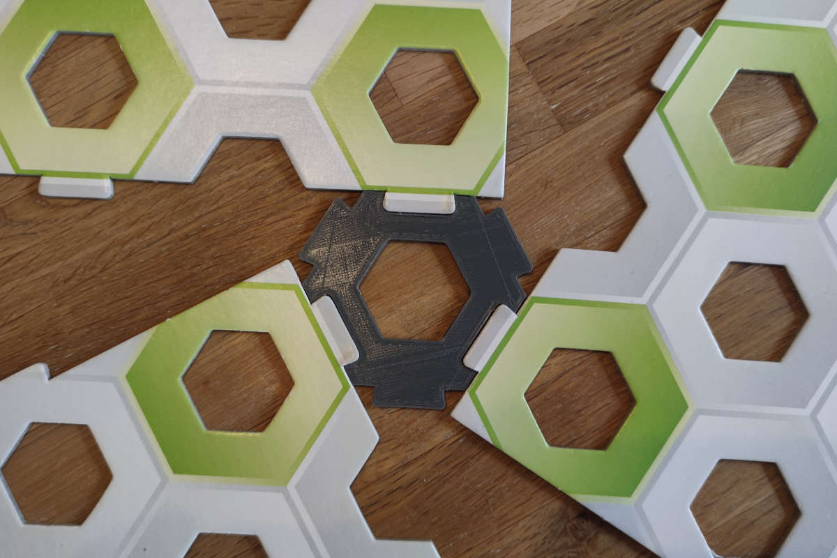 Plate extender - extend base plates